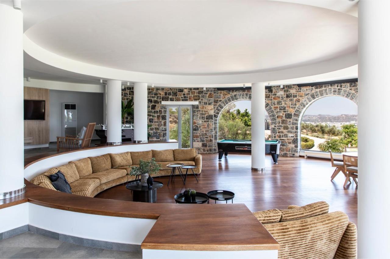 Pristine Seaview Villa , With 5-Star Resort Access Фалираки Екстериор снимка