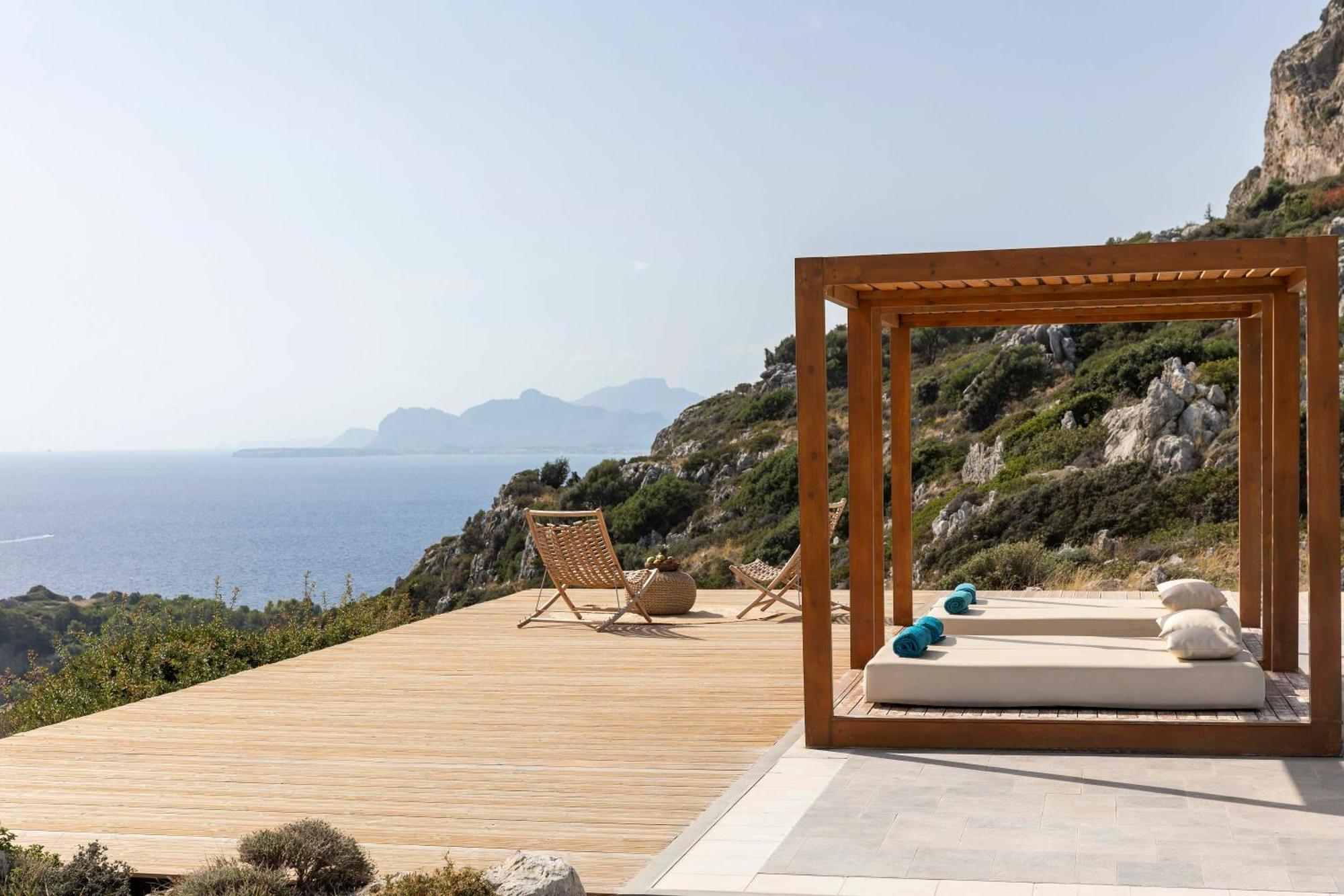 Pristine Seaview Villa , With 5-Star Resort Access Фалираки Екстериор снимка